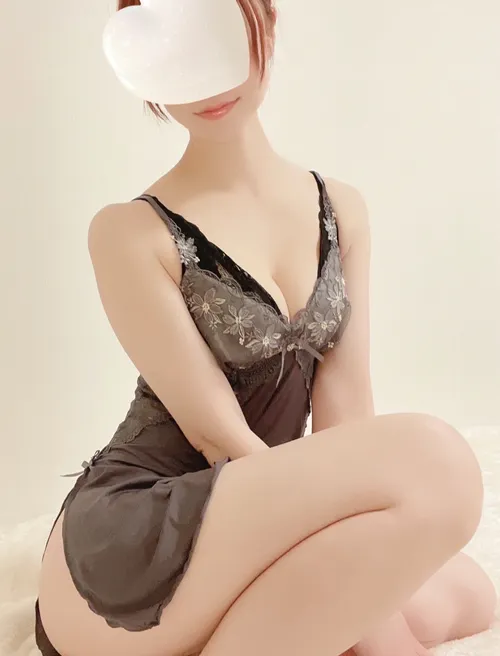 花籠かおる〜超かわ清楚美女 | 滋賀・草津メンズエステ【スイートロゼ】