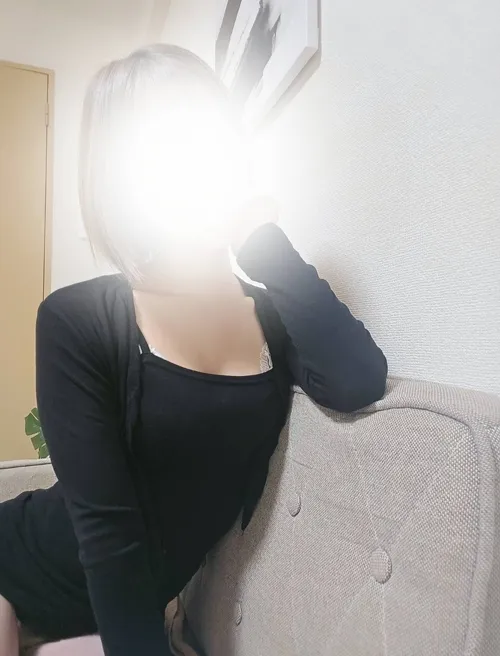 芦沢 まい | 滋賀・草津メンズエステ【スイートロゼ】