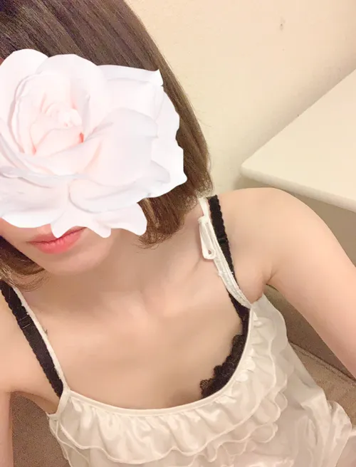 中村まいか〜超美人♪滋賀・草津メンズエステ【スイートロゼ】