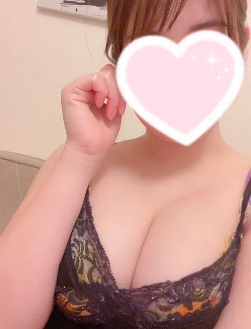 五十嵐 すず | 滋賀・草津メンズエステ【スイートロゼ】